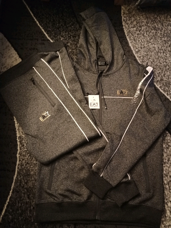 ea tracksuit